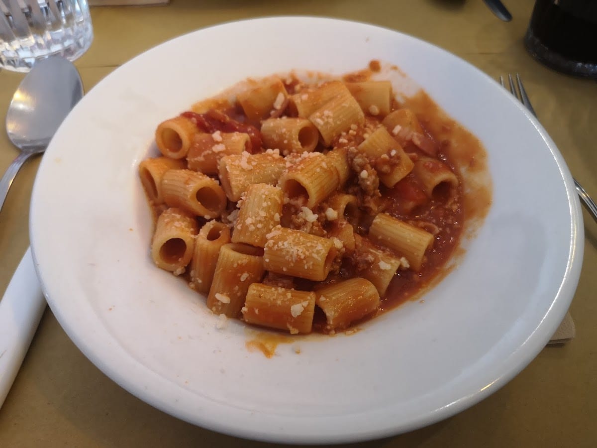Rigatoni al ragù